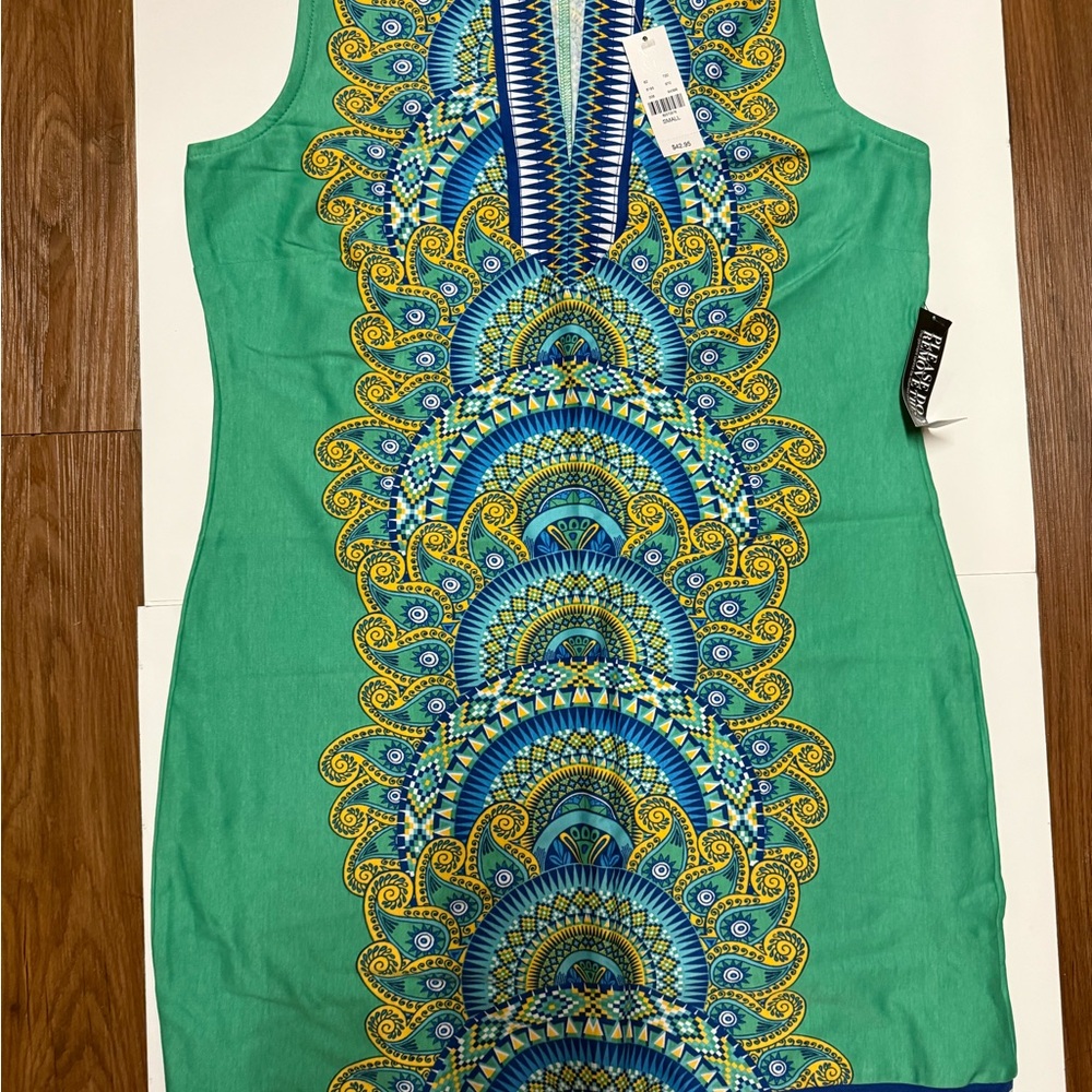 New York & Company Vibrant Green Dress with Blue and Yellow Accents